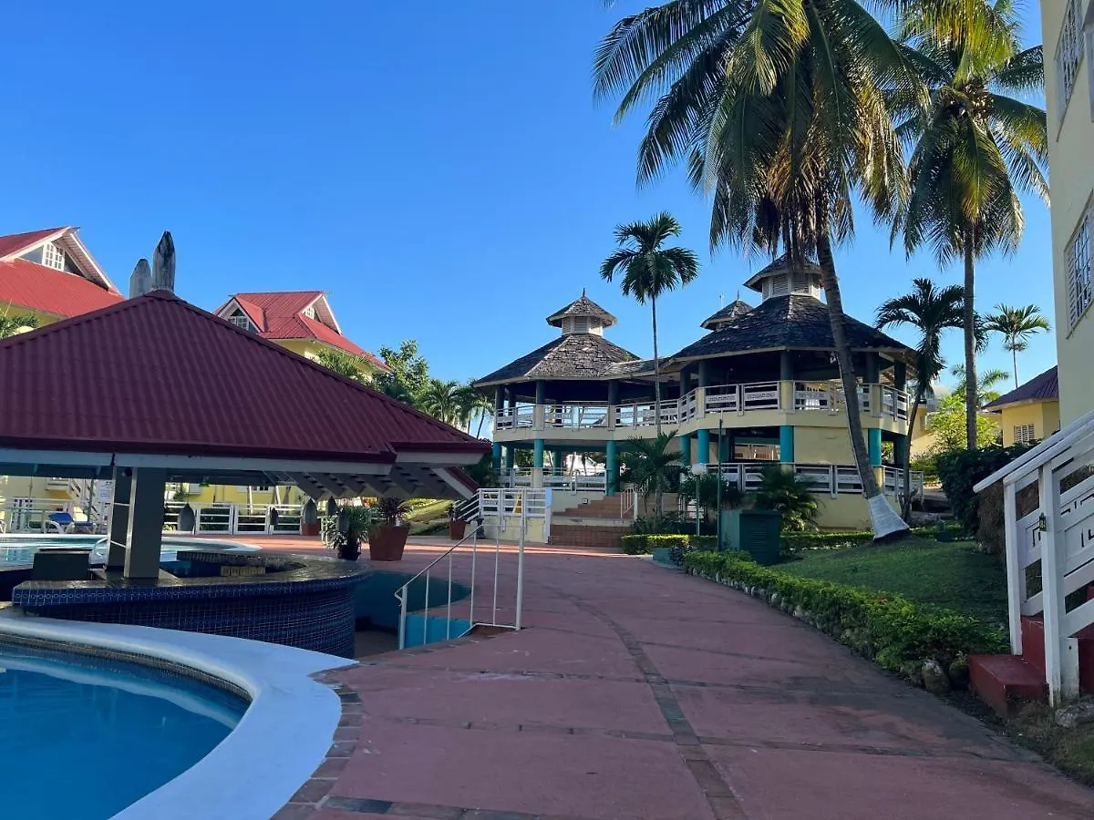 The Paradise View Mystic Ridge 79A Ocho Rios