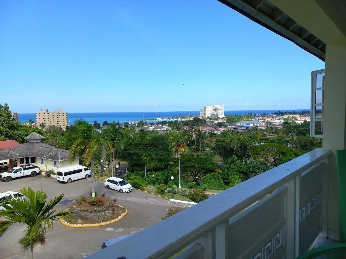 Daire The Paradise View Mystic Ridge 79A Ocho Rios